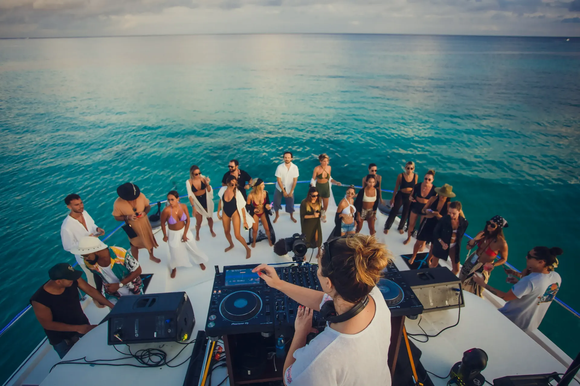 Private Yacht Dj Party