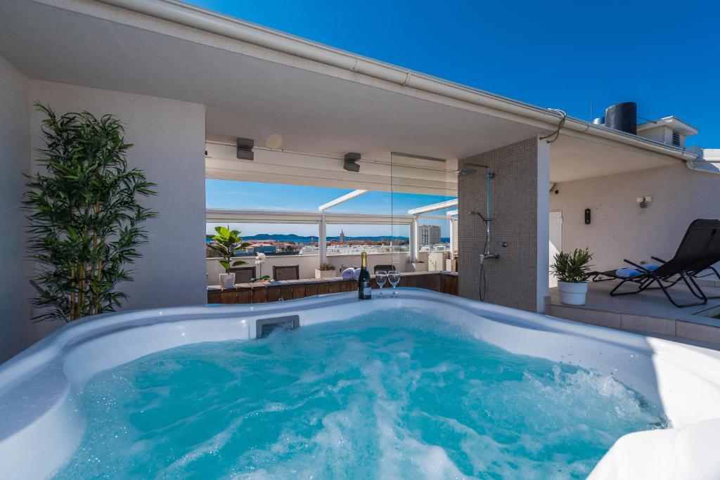 Rooftop Terrace Jacuzzi Miami