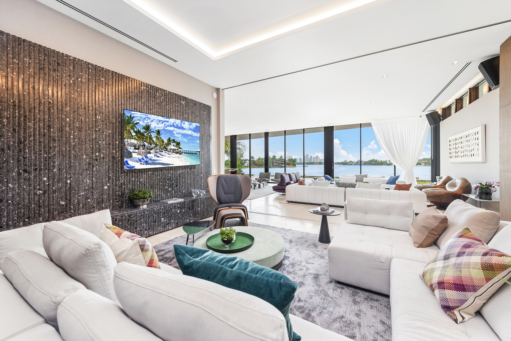Miami Smart Home Entertainment