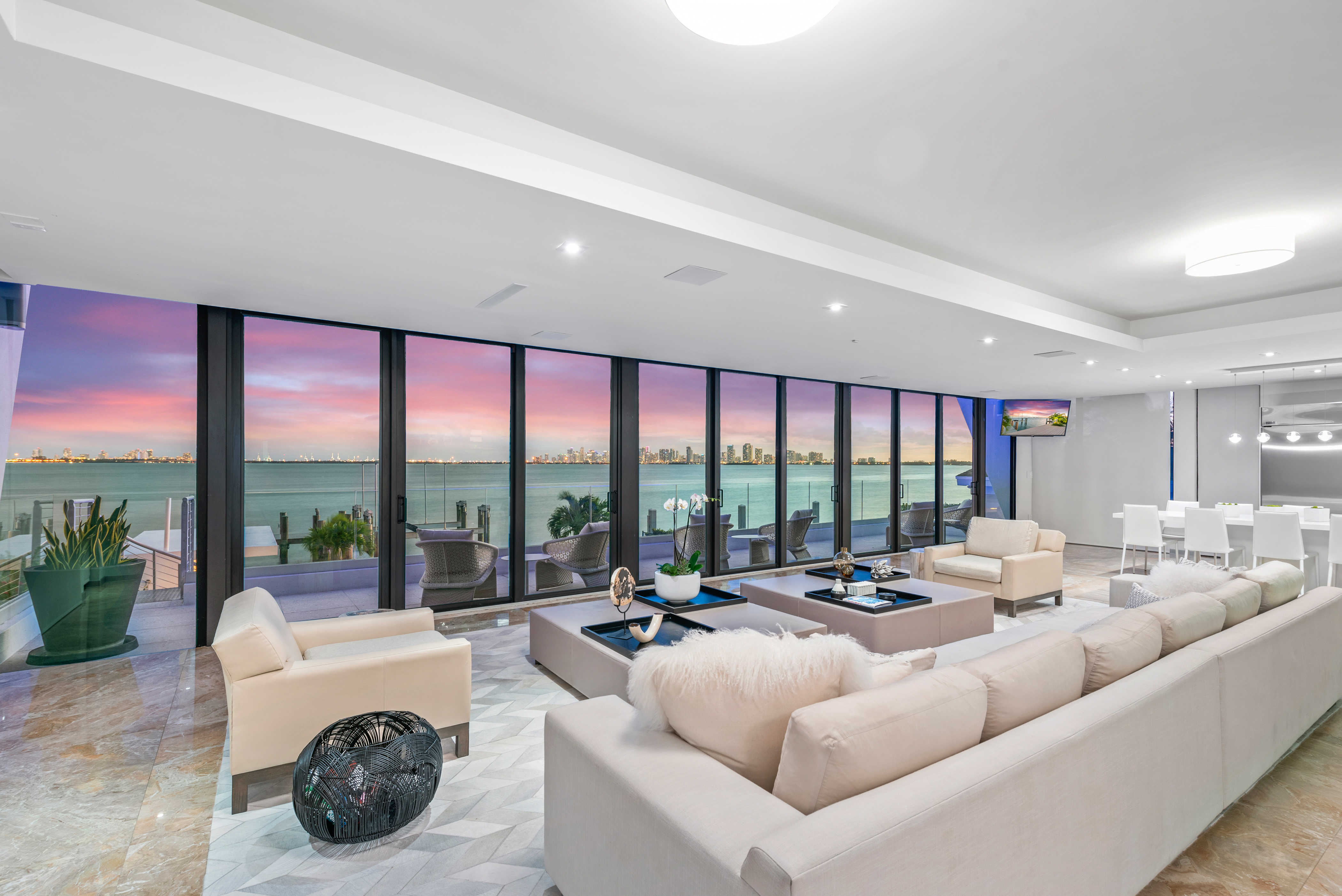 Villa Tesoro Christmas Dinner