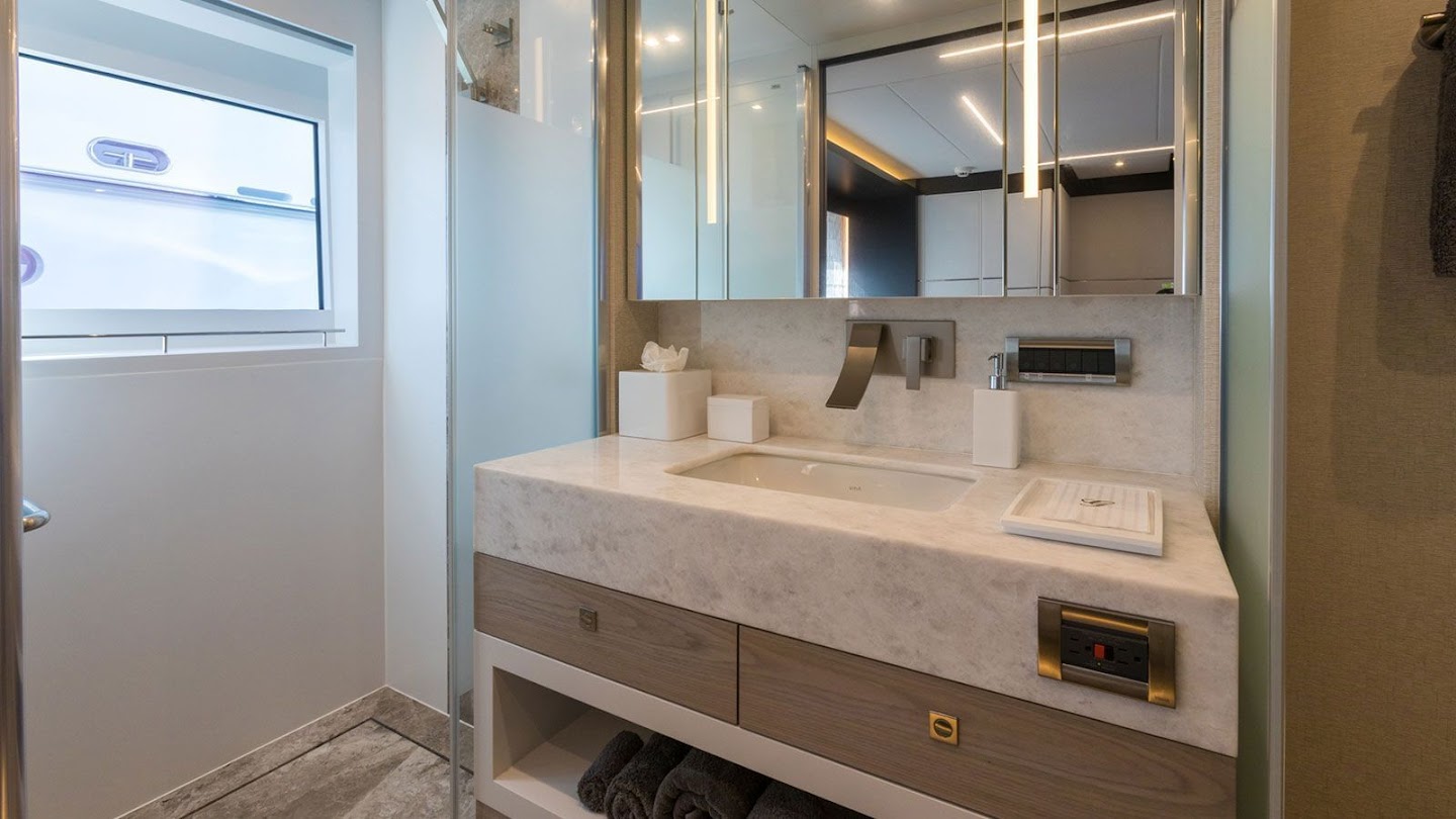 Miami 92 FT Hargrave image #1