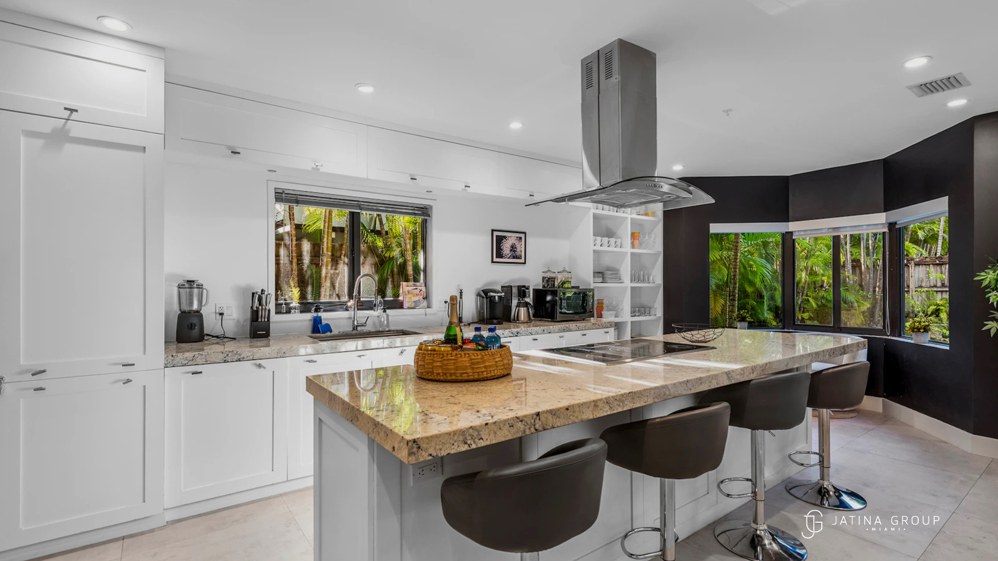 Family Villa Kitchen Miami