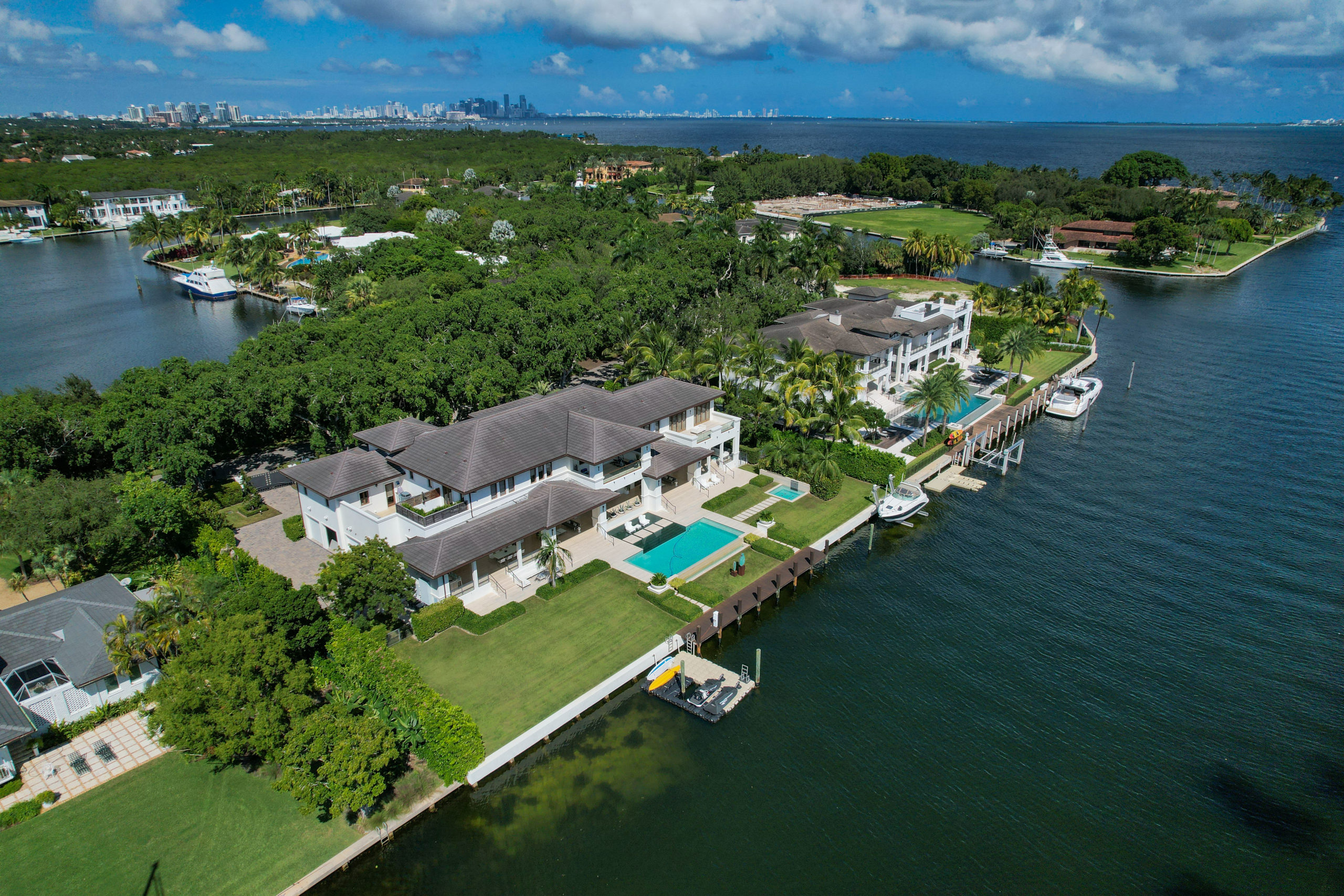 The Best Neighborhoods To Stay In Miami For A Luxurious Vacation