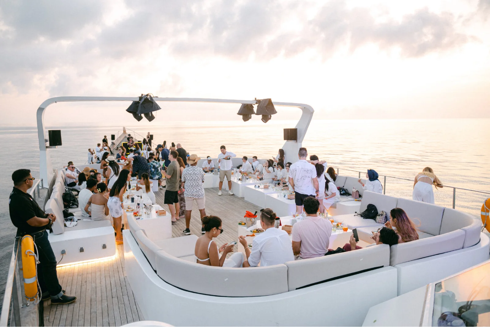 Miami Yacht Dining Experience