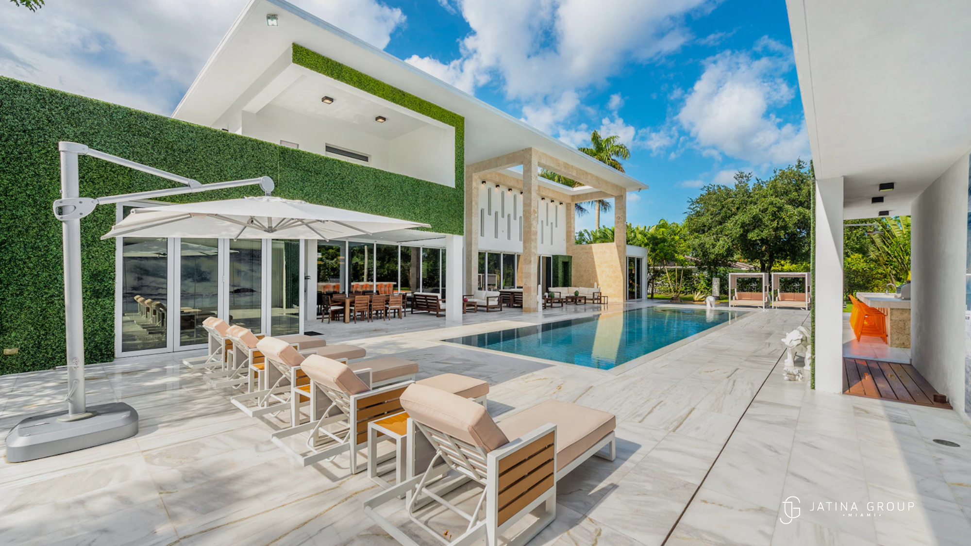 Chic Miami Villa Luxury
