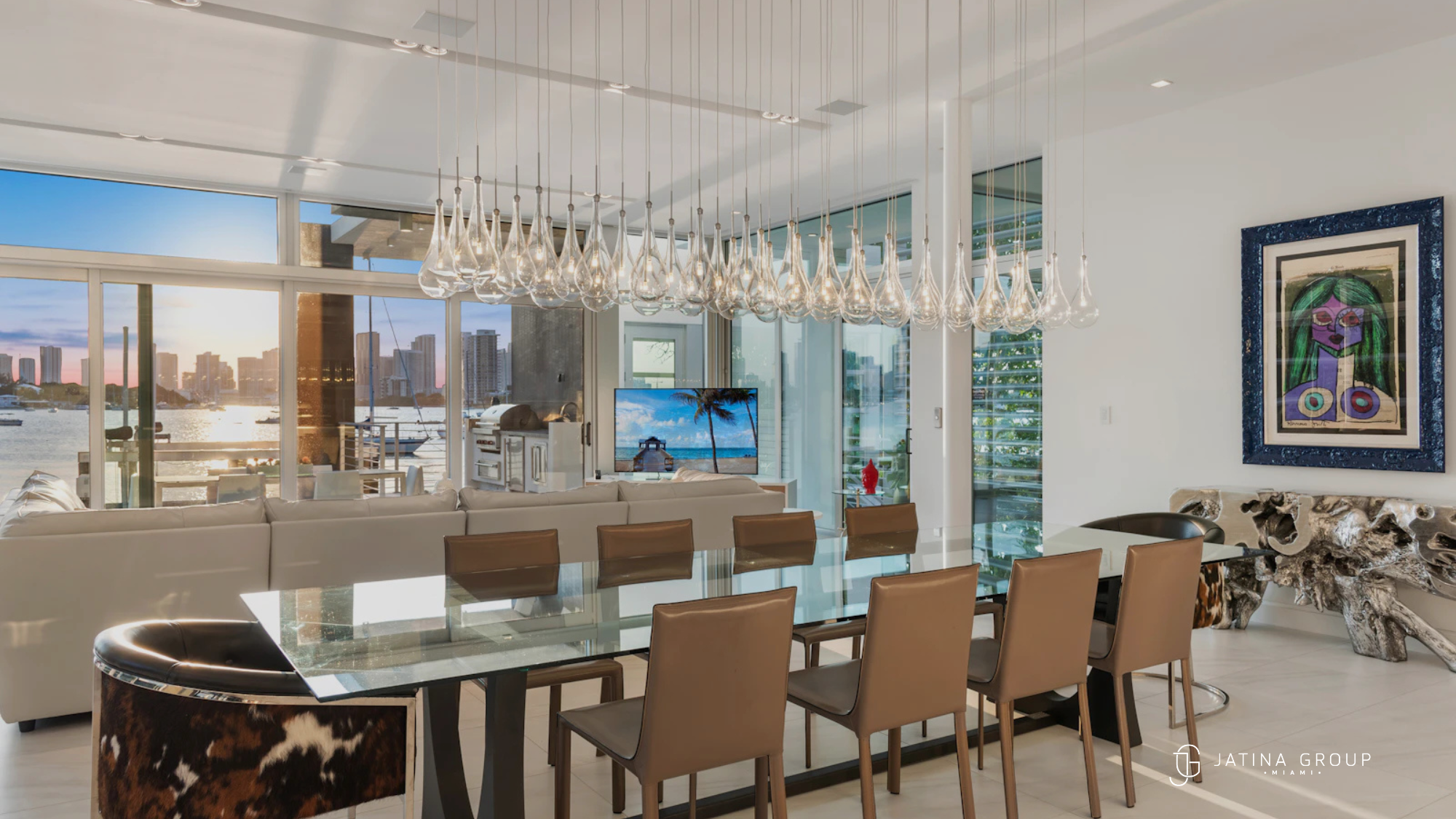 Spanish Modern Villa Design