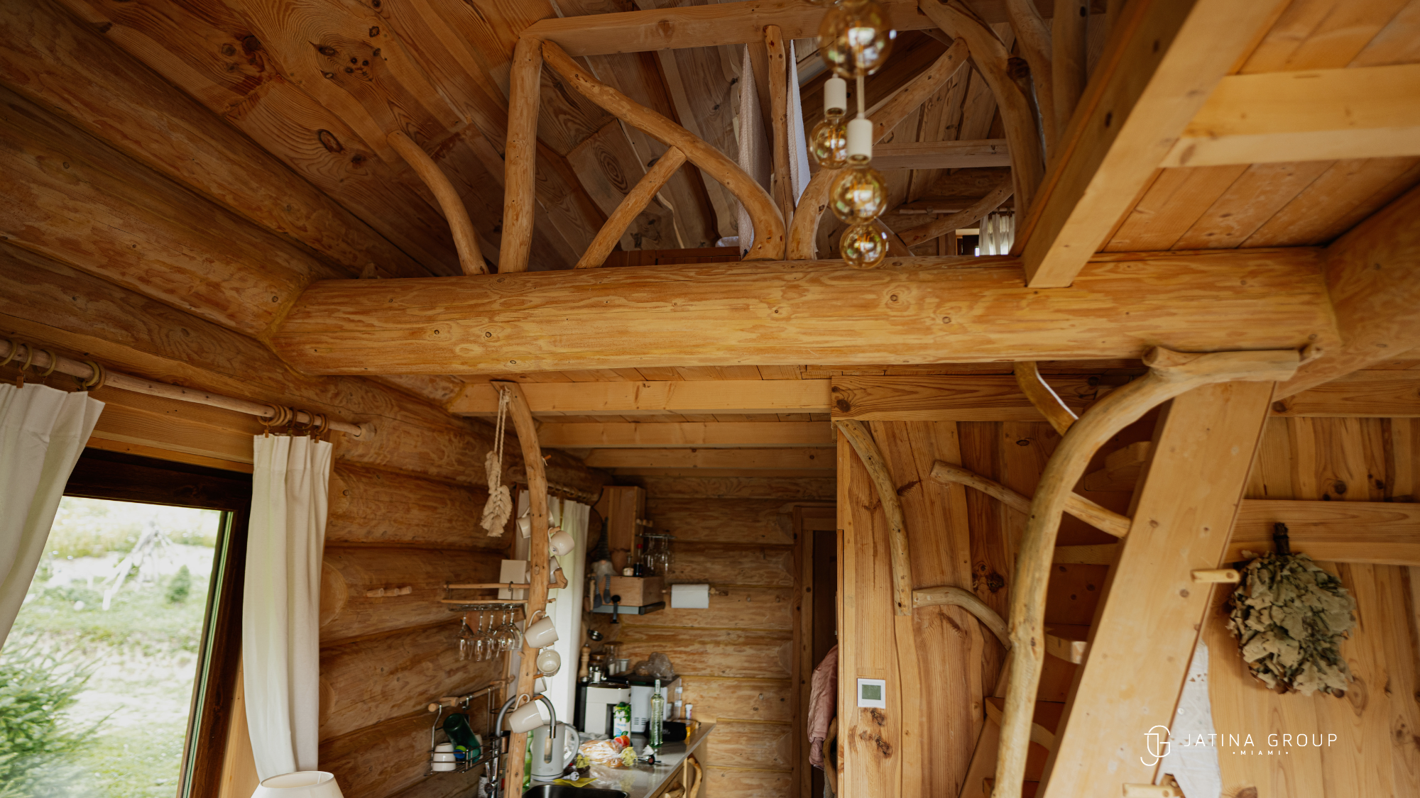 Sailboat Bend Artist Loft