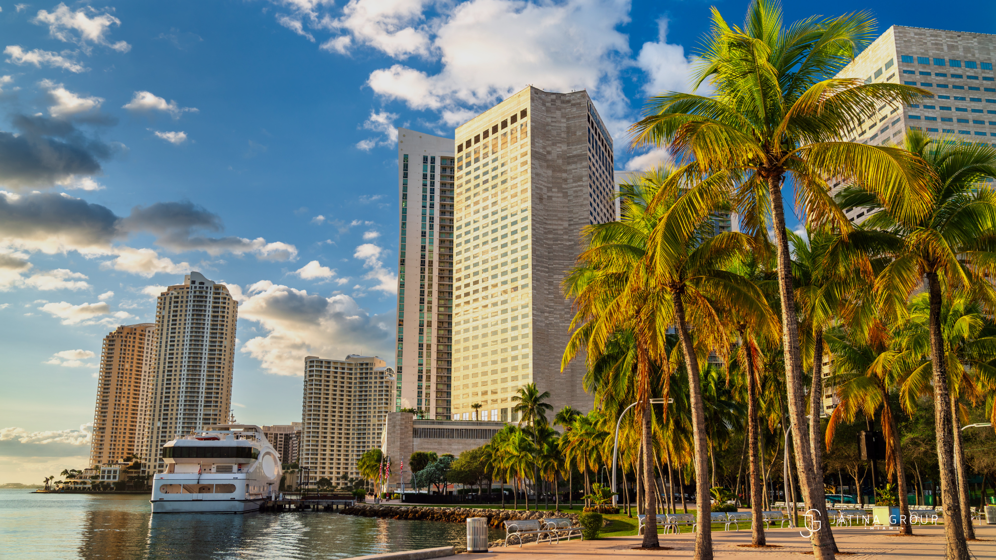Bayfront Holiday Village Miami Lights