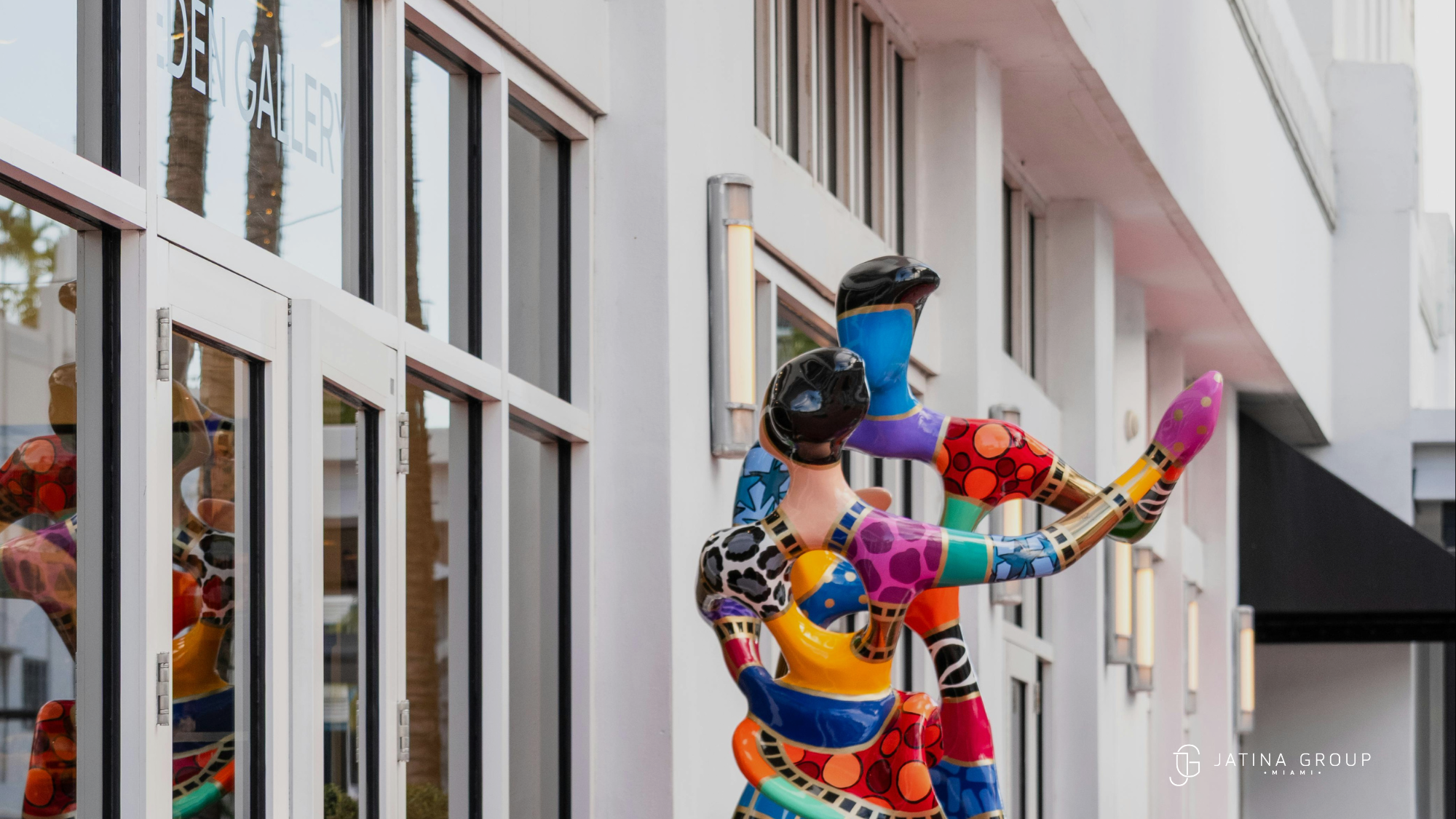 Miami Design District Shopping Public Art Sculpture