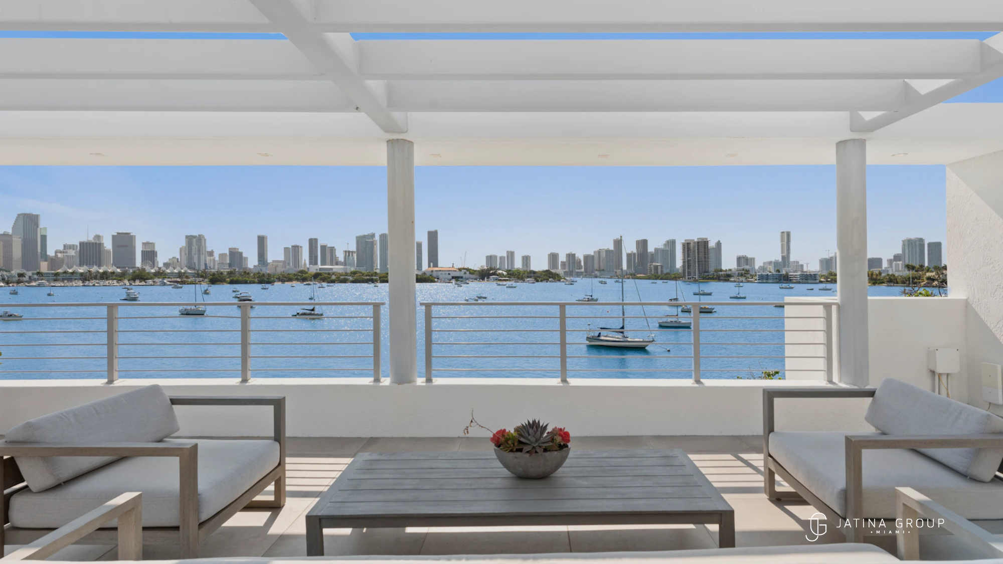 Miami Islands Yacht Itinerary A Day By Day Guide For Villa Guests
