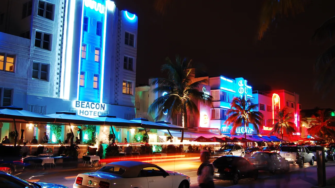 Lincoln Road Mall Attractions