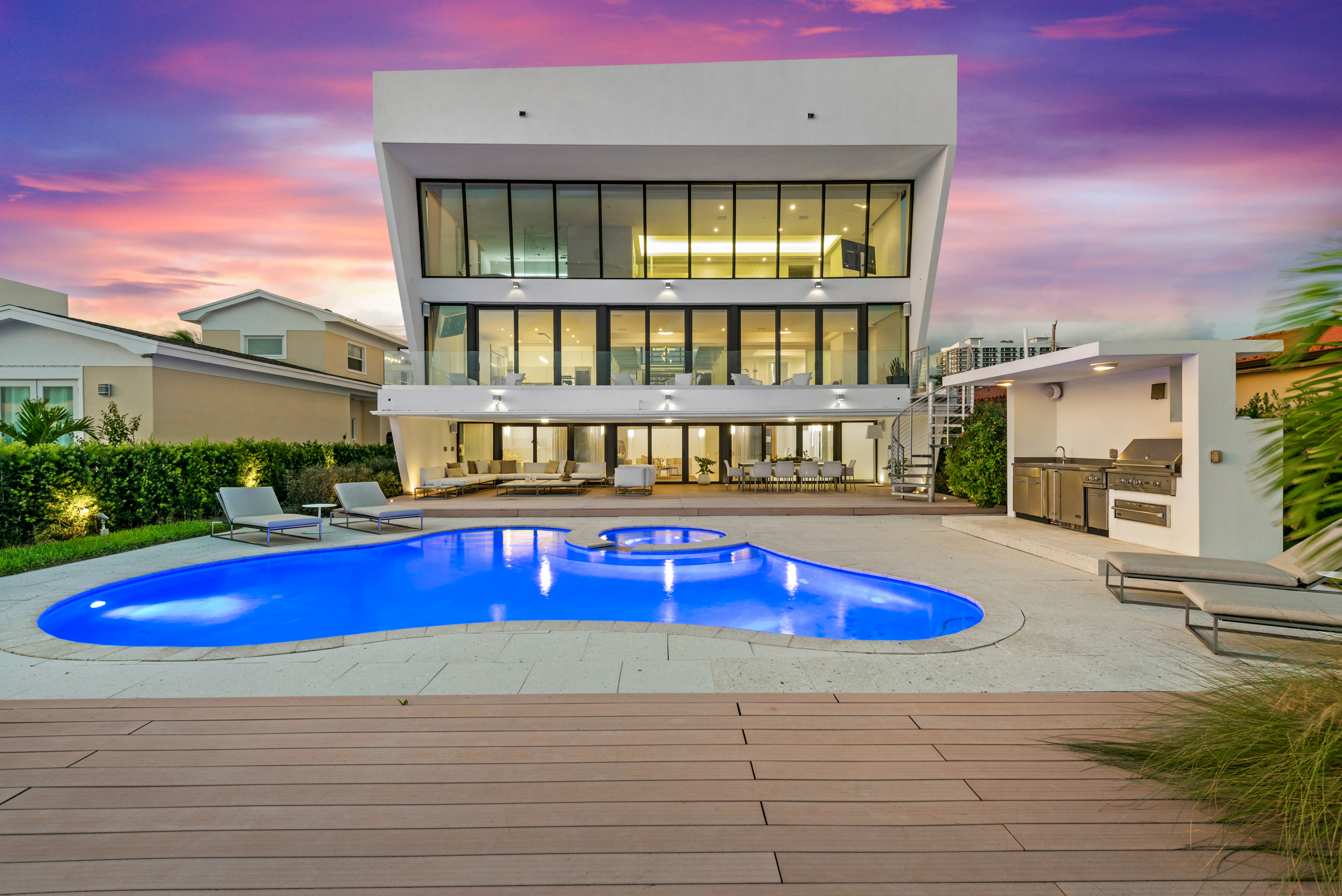 Jatina Group Luxury Villas