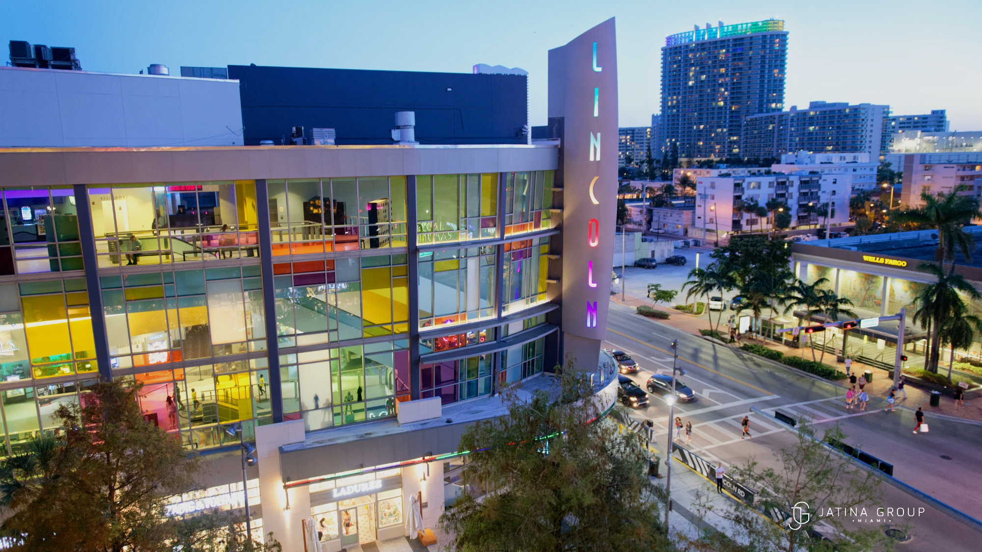 Lincoln Road Mall Attractions