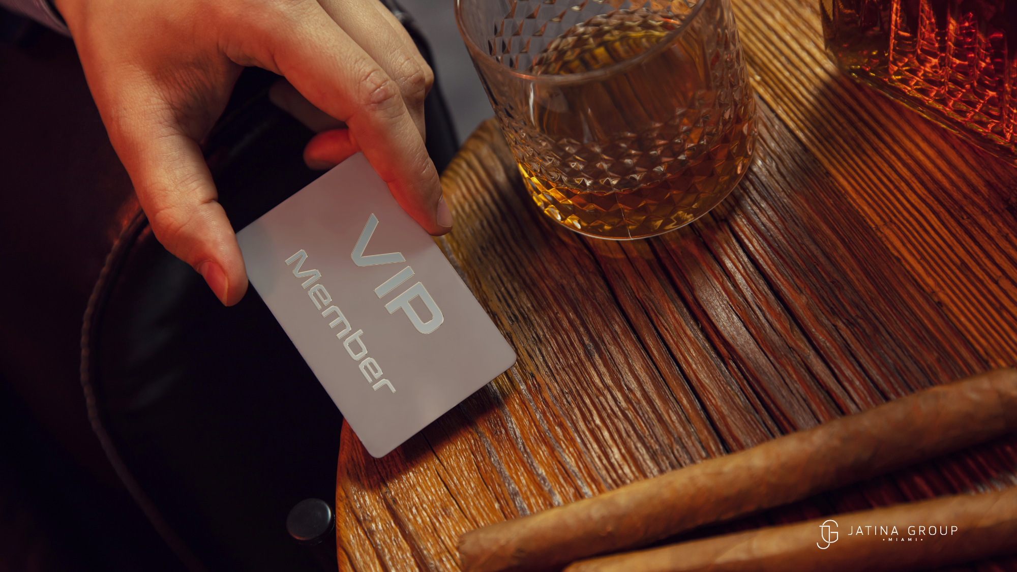 Vip Nightlife Miami Liv Bottle Service Table