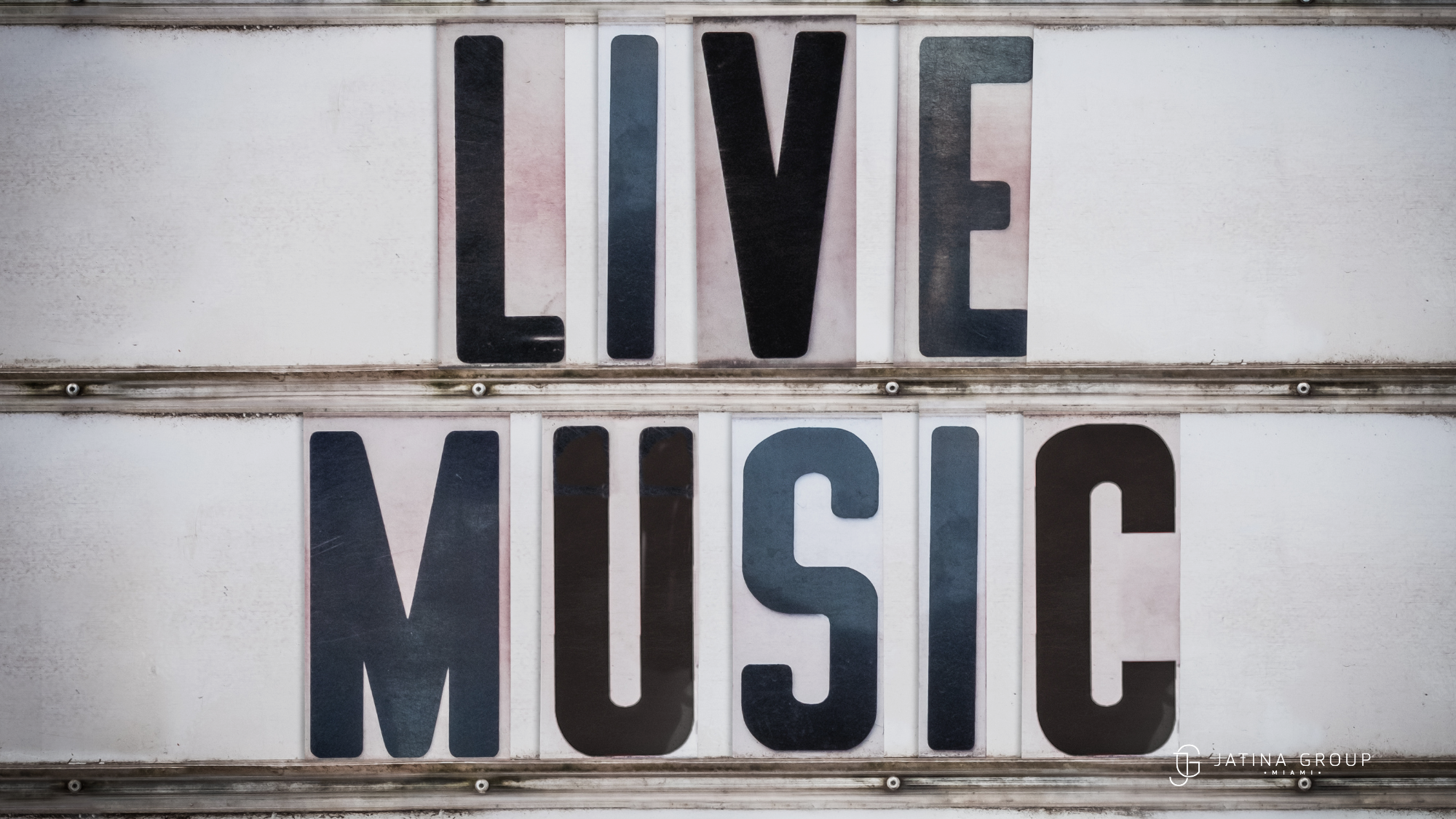 Miami Villa Live Entertainment