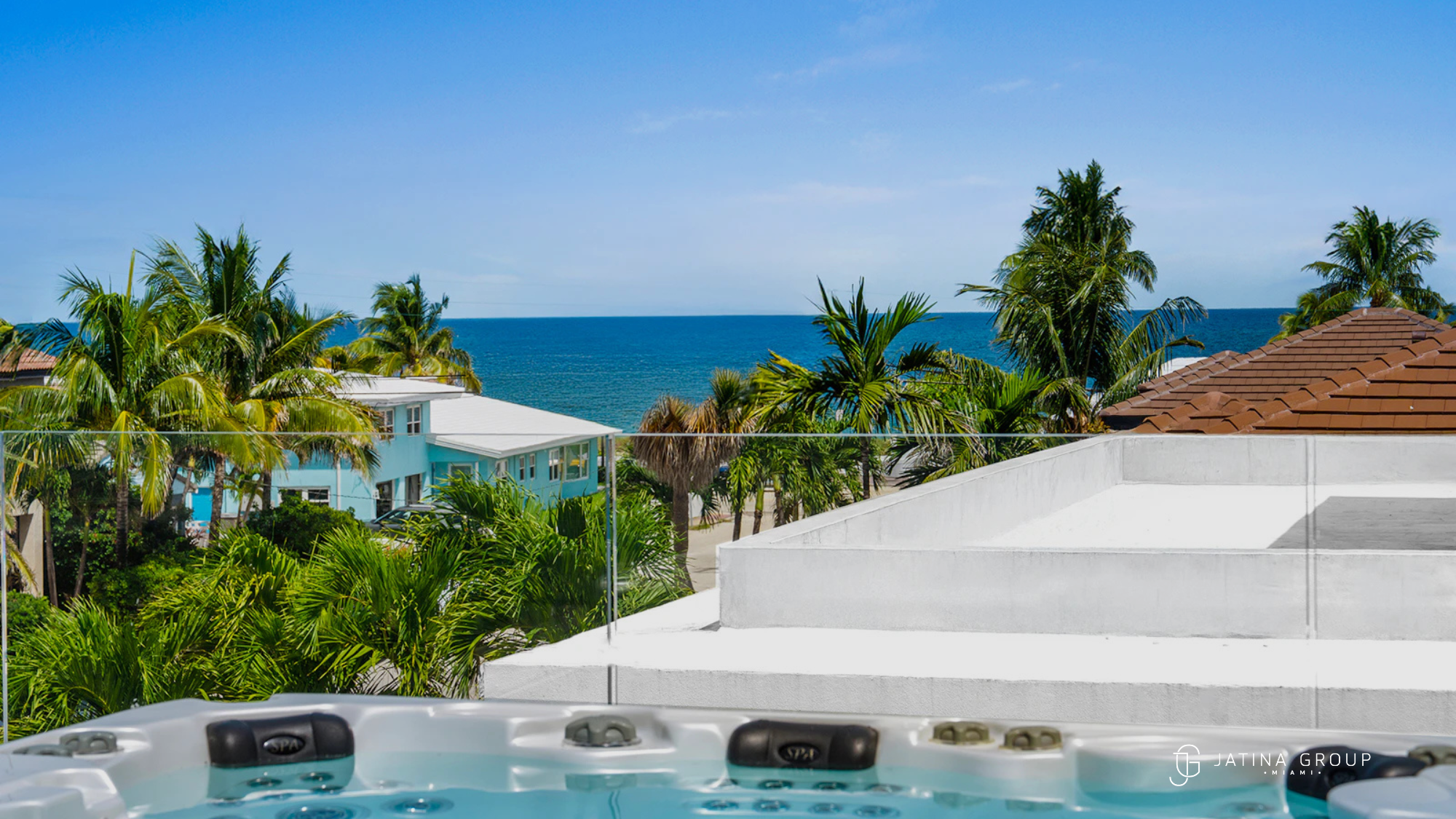 Waterfront Villa Private Pool