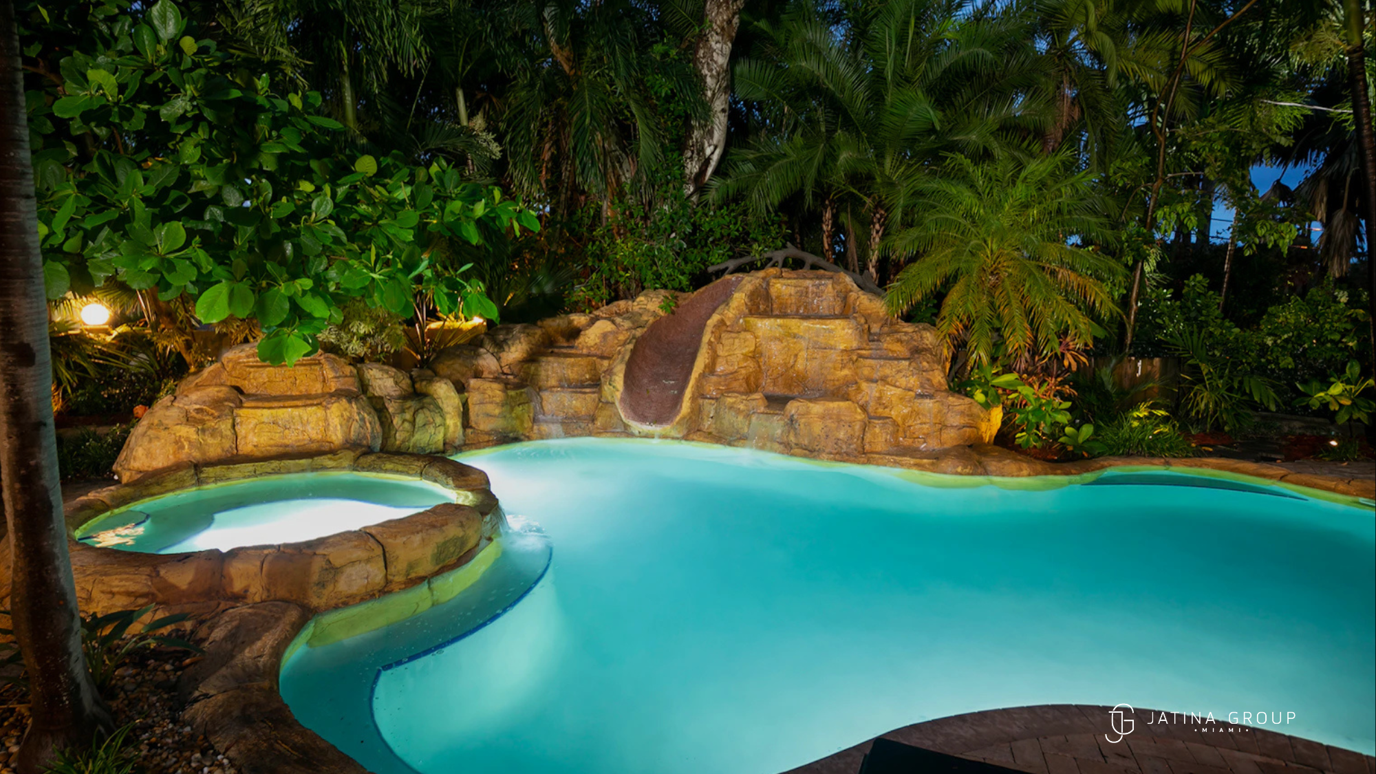 Luxury Villa Heated Pool Night Swim