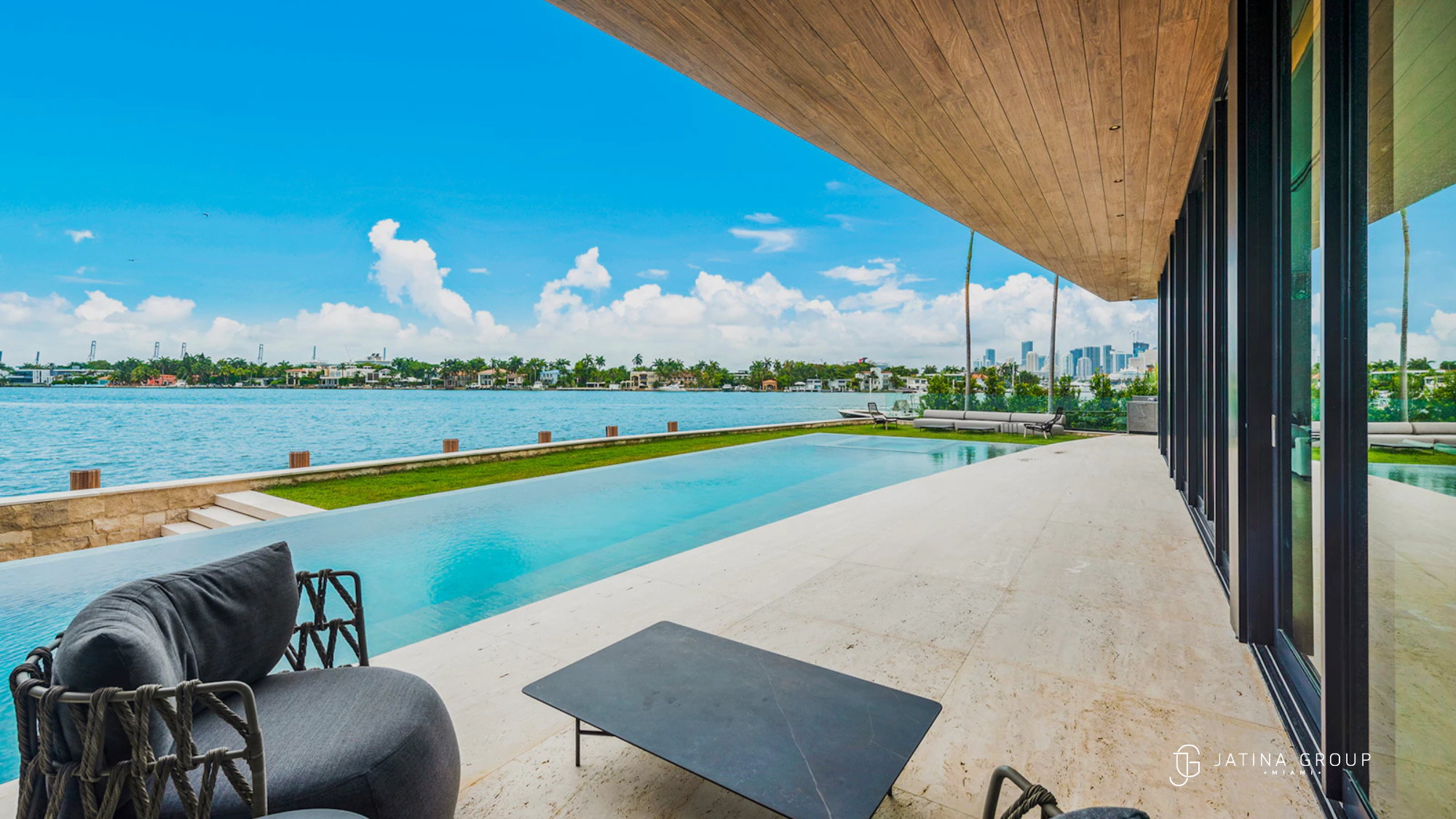 Waterfront Villa Miami Beach