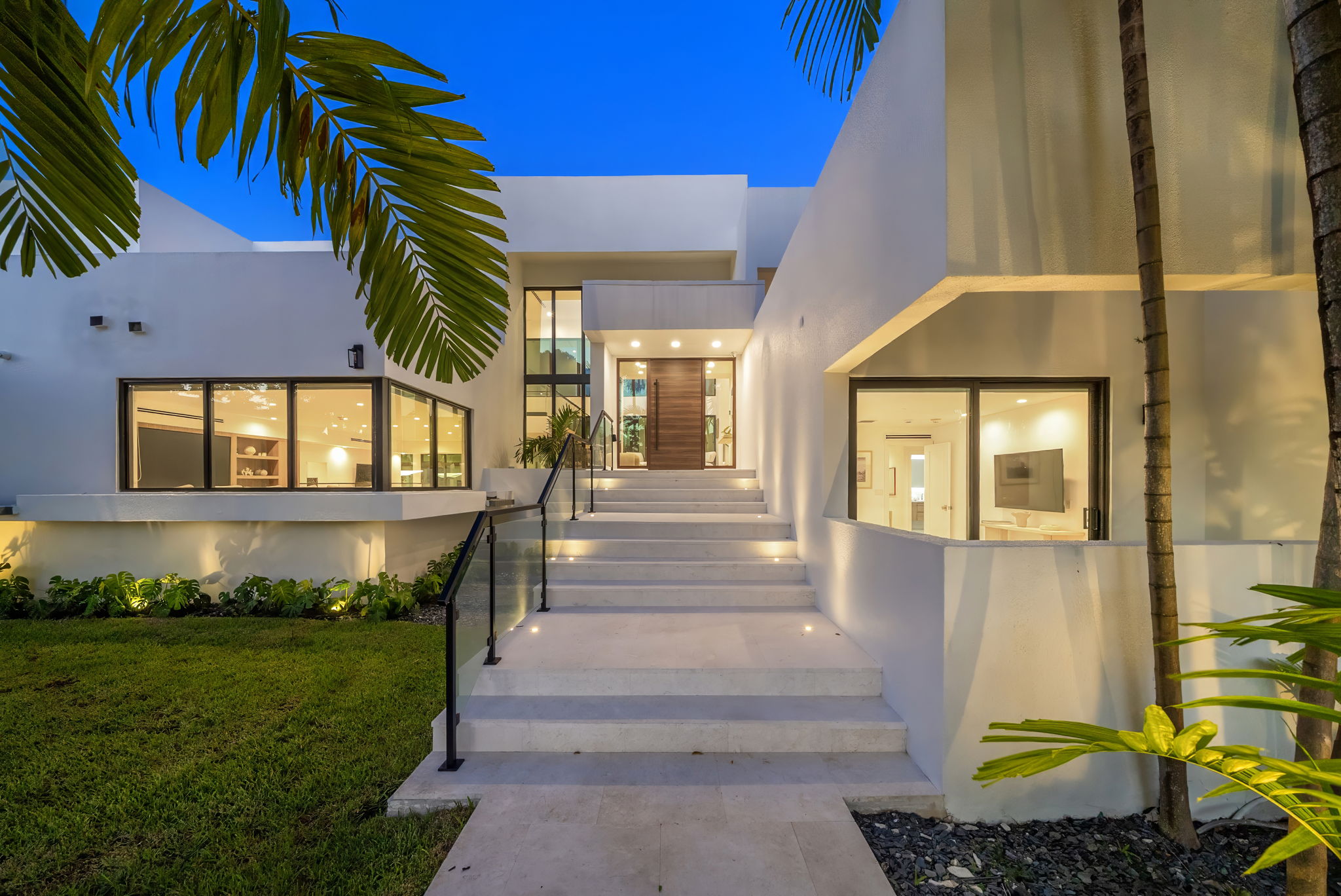 Miami Villa Blanca image #5