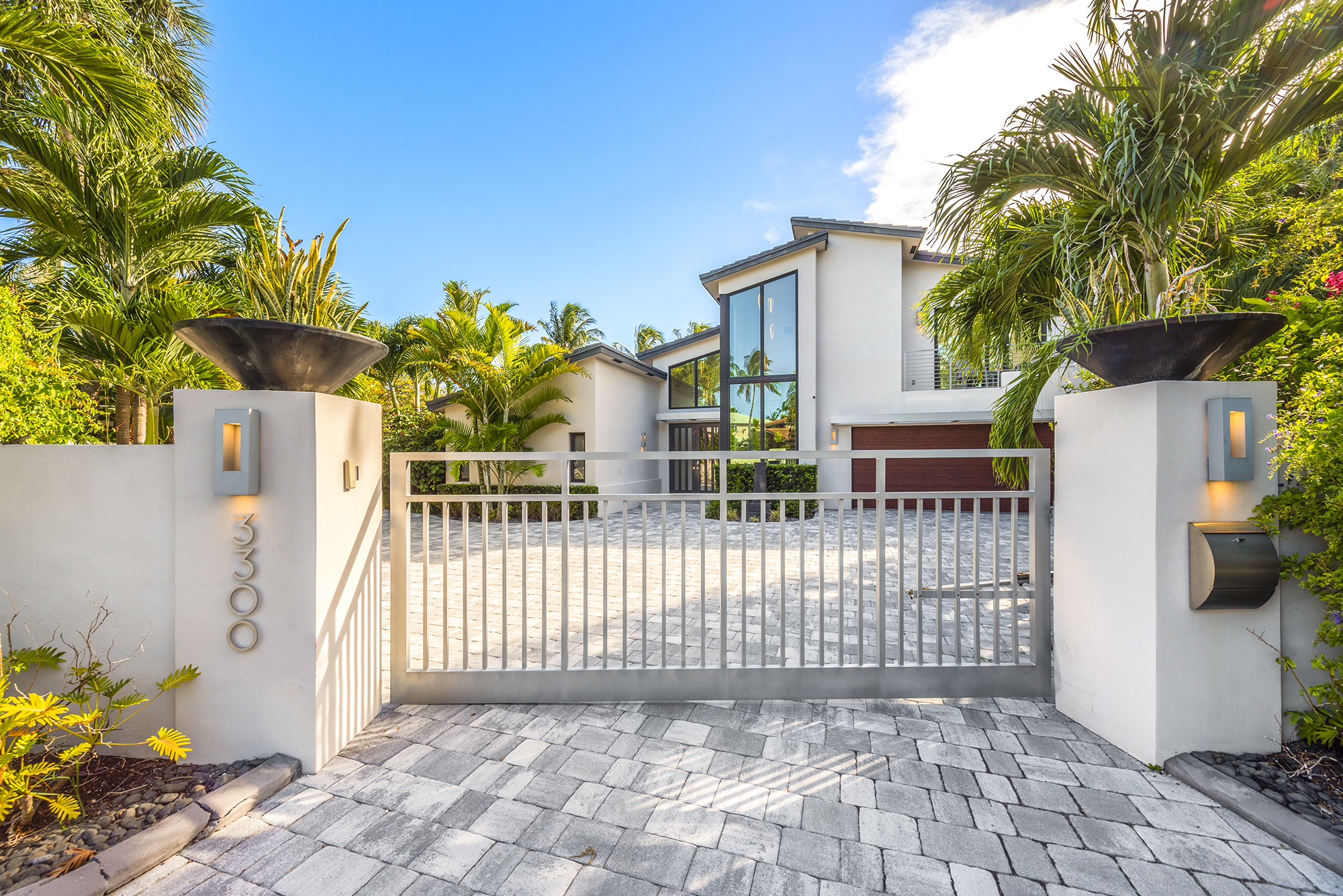 Ftl Family Gated Villa