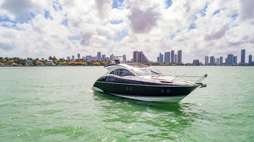 Miami 43 FT Marquis image #1