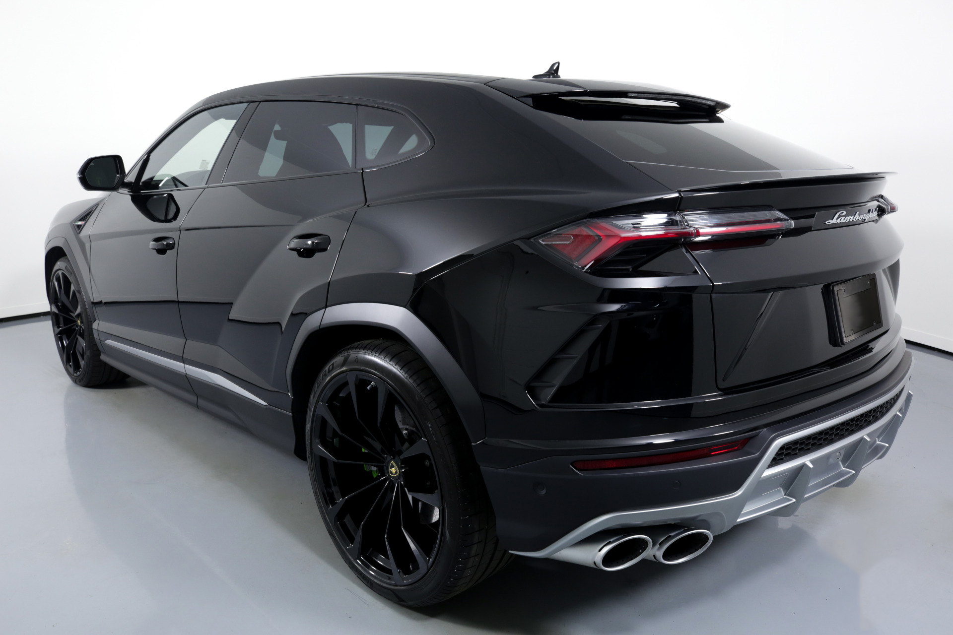 Miami Lamborghini Urus rental image #2