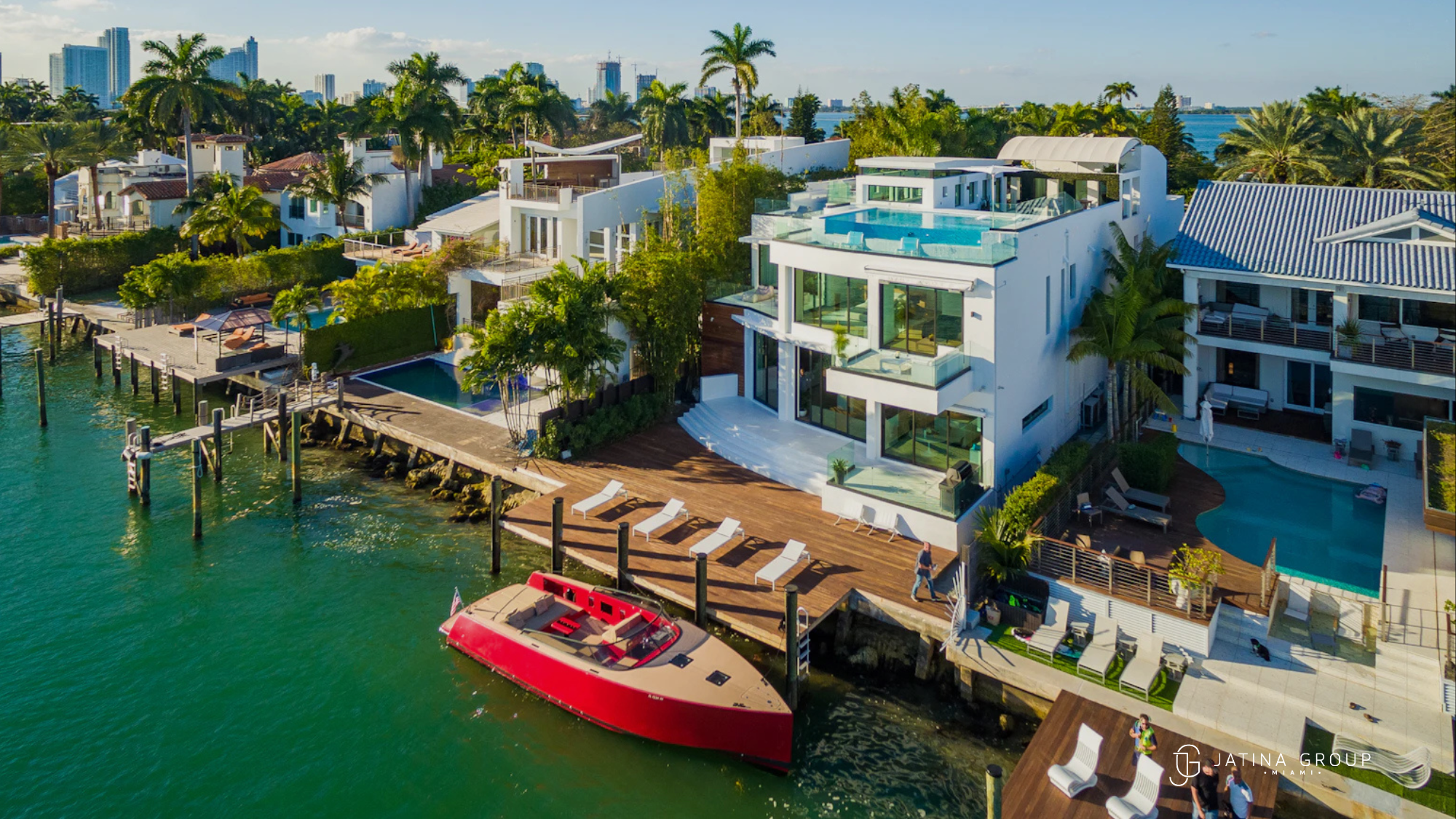 Multi Villa Miami Venetian Islands Neighborhood