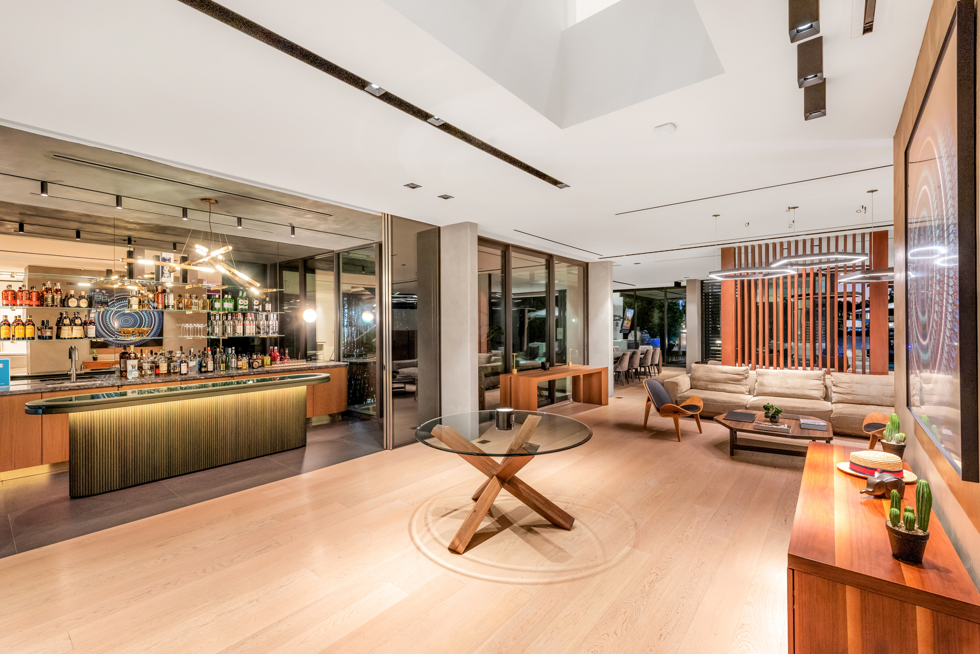 Exclusive Wine Cigar Room Villa 2025