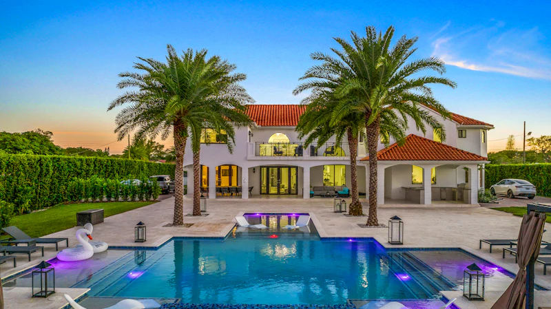 Villa Castro Private Retreat