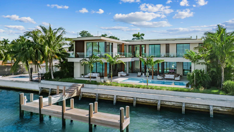 Miami Villa Rentals Book Fair