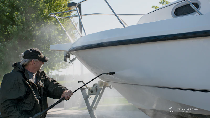 Eco Yacht Charter Cleanup