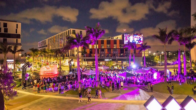 Cityplace Doral Holiday Lights