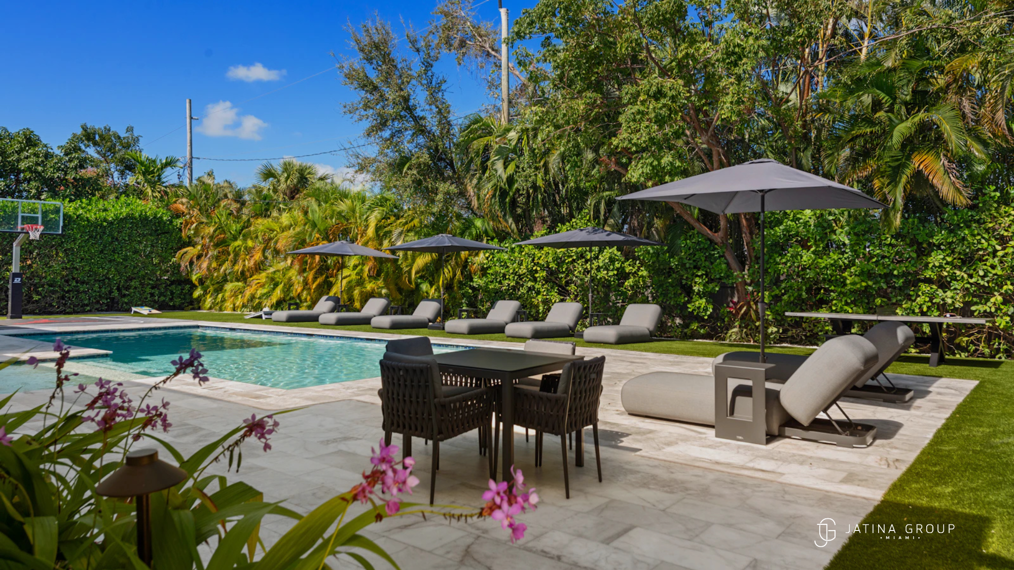 Villa Maya Backyard Pool