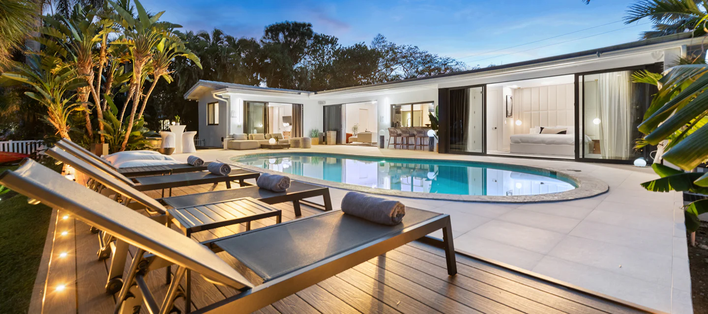 Villa Leander luxury rental in Hallandale Beach