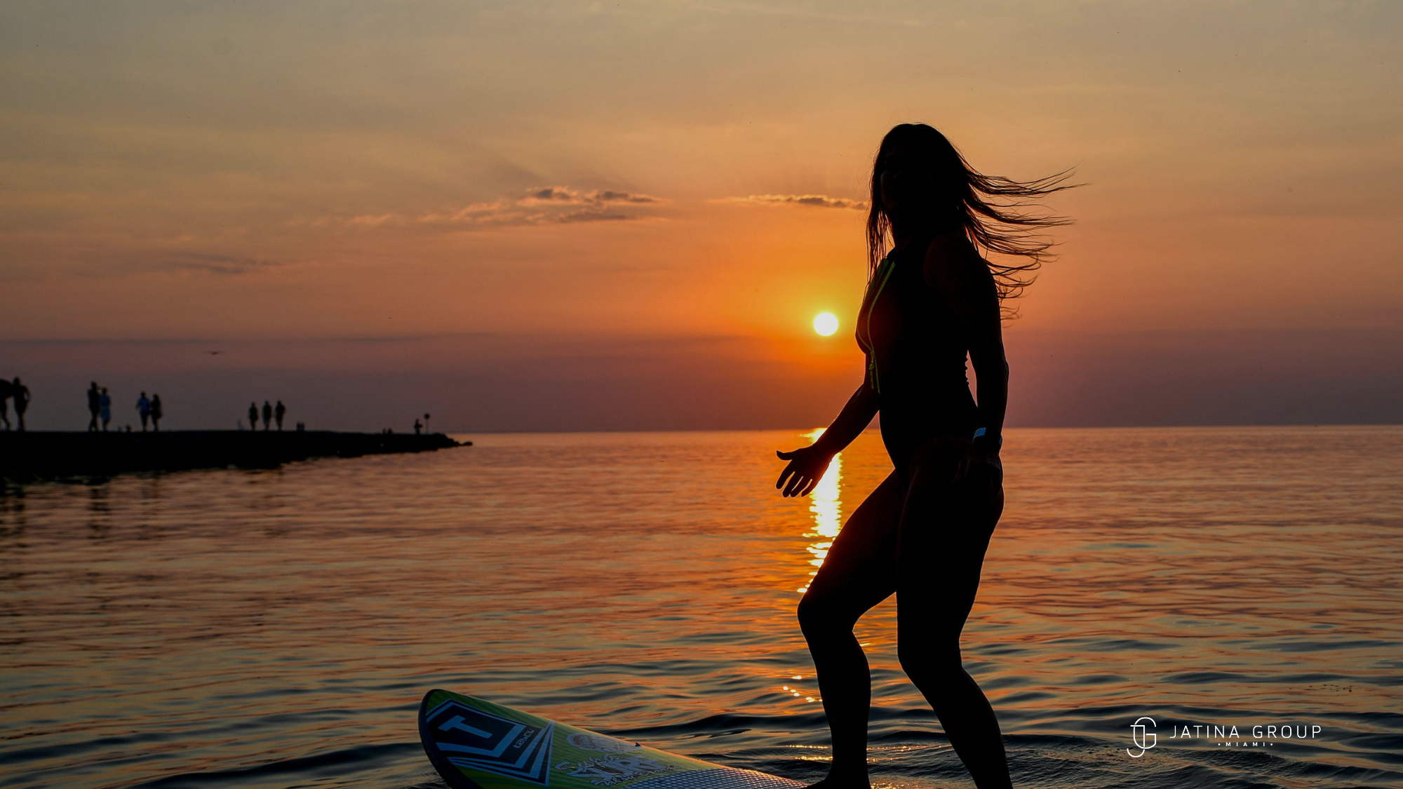 Paddleboarding Hollywood
